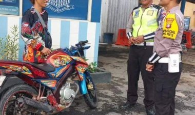 Himbau pengendara roda dua yang tidak menggunakan helm