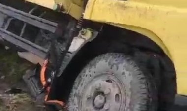 Brakkk!!! Anak-anak Terlindas Unit Dump Truk Saat Mengendarai Sepeda Listrik Di Kumai