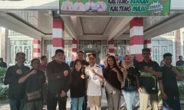 Bersama Gubernur Kalteng HKT Hadiri Gelar Silaturahmi di halaman Istana Isen Mulang